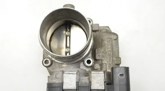 Volkswagen Golf V Throttle valve 03C133062D