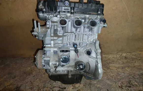 Mitsubishi Colt Engine MN195892 M11 MN195734