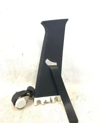 BMW X3 E83 Front seatbelt 040549 65589