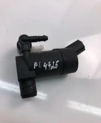 Ford C-MAX I Windscreen/windshield washer pump 1S7117K624FE