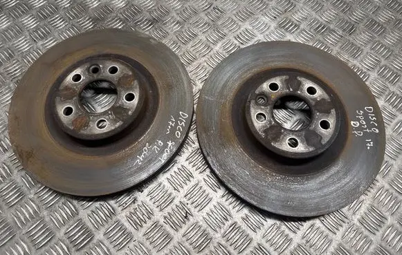 Land Rover Discovery Sport Front brake disc 
