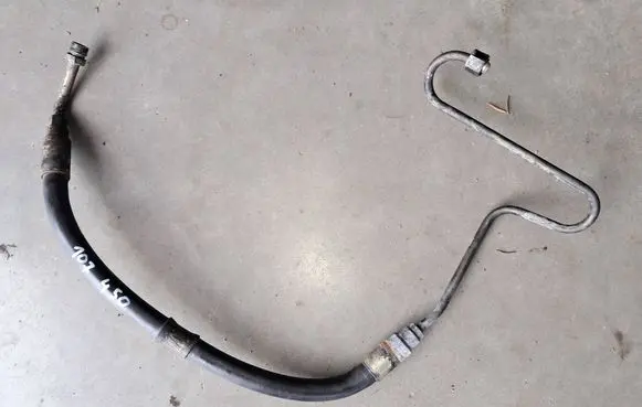 Mercedes-Benz SL R107 Power steering hose/pipe/line 1079973182