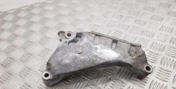 Volkswagen Transporter - Caravelle T5 Engine mounting bracket 03L199207B