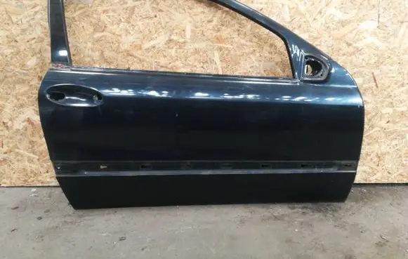 Mercedes-Benz C W203 Door (2 Door Coupe) 