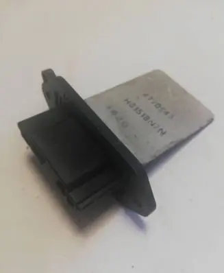 Mazda 3 I Heater blower motor/fan resistor HB151BN7N 4820 4720543