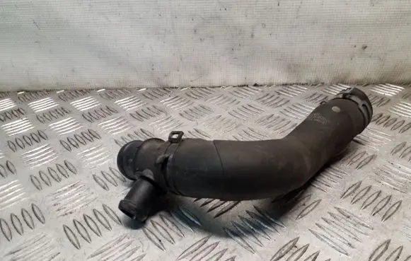Volkswagen Tiguan Engine coolant pipe/hose 5N0122051AS