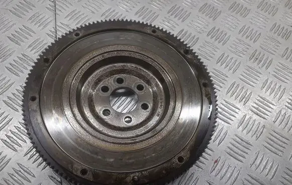 Volkswagen Polo IV 9N3 Flywheel 046105273D
