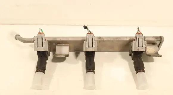 Dacia Sandero Fuel main line pipe 166003188R