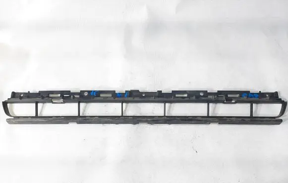 Audi A4 S4 B9 8W Front bumper lower grill 8W0807683