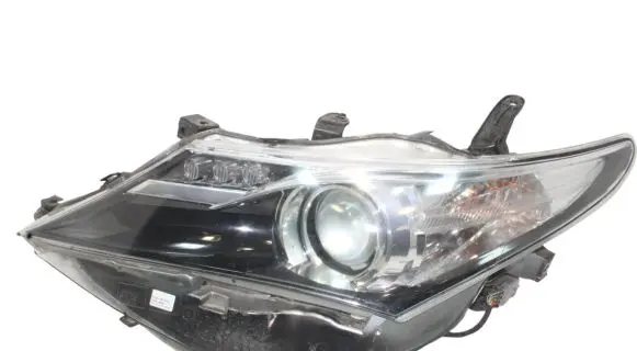 Toyota Auris E180 Headlight/headlamp 8117002J71