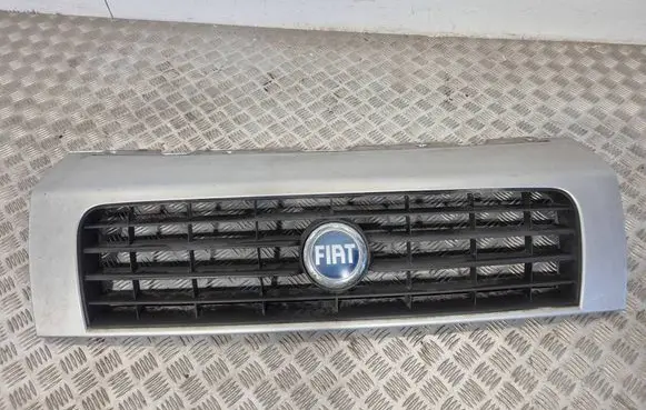 Fiat Ducato Front bumper upper radiator grill 