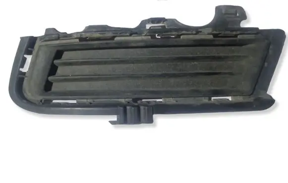 Volkswagen Golf VII Front bumper lower grill 5G0853211D