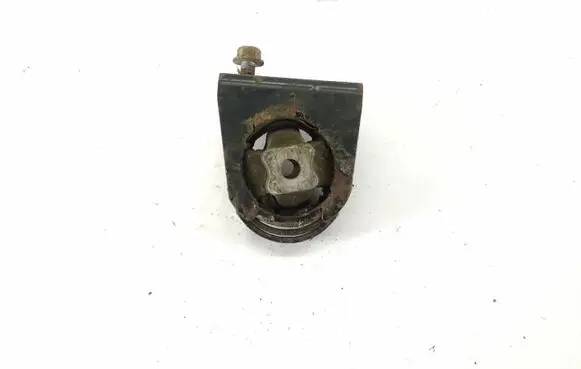 Toyota Avensis T250 Engine mount bracket 84706