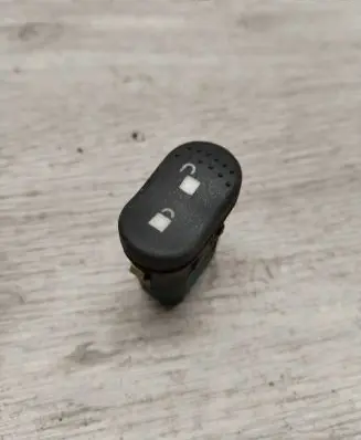 Ford Focus Electric window control switch K808X