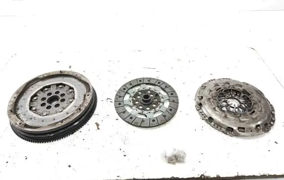 Nissan Qashqai+2 Clutch set kit 8200421191