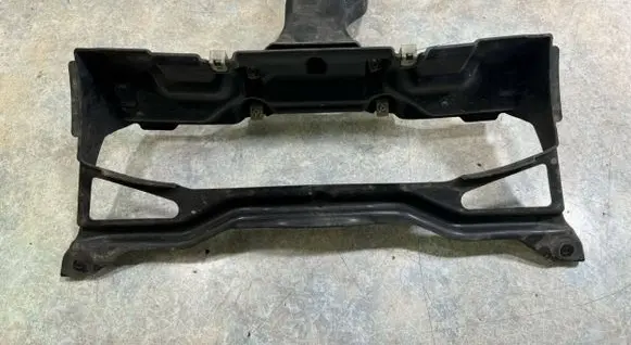 BMW i3 Intercooler air guide/duct channel 7294627