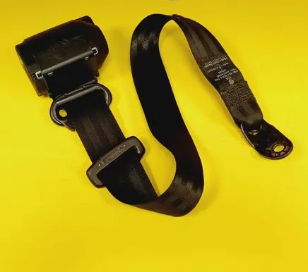 Volkswagen Polo IV 9N3 Rear seatbelt 6Q0857806A