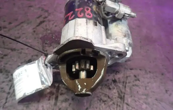 Mazda 3 II Starter motor M000T33371