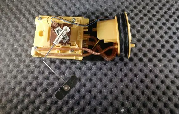 Volkswagen Multivan T5 In-tank fuel pump 7E0919050C