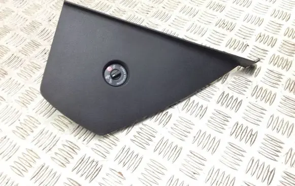 Dacia Duster Dashboard side end trim 689201104R