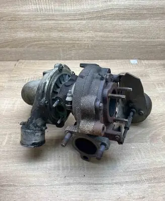 Toyota Corolla Verso AR10 Turbo 0606FA0592HT
