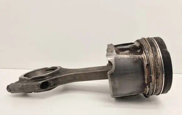 Opel Insignia B Piston with connecting rod 0687776302