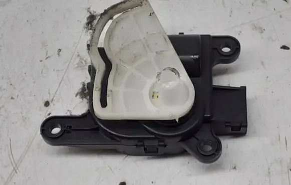 Hyundai ix 55 Air flap motor/actuator D267AD6AB