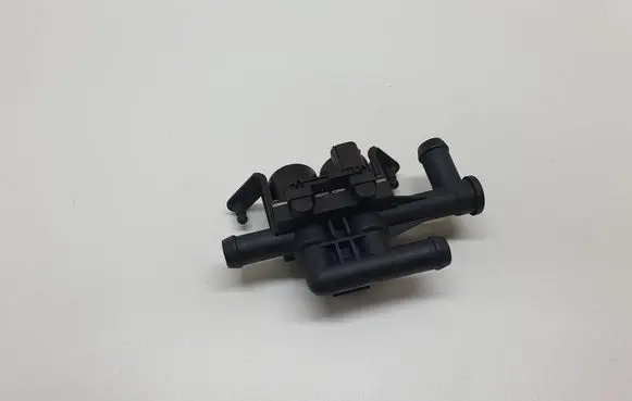 BMW 5 F10 F11 Coolant heater control valve 9119164 911916404 6411911916404