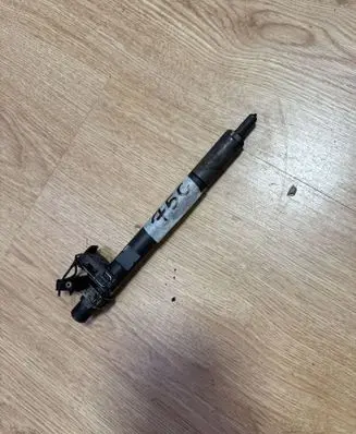 Mercedes-Benz E W211 Fuel injector A6460700987