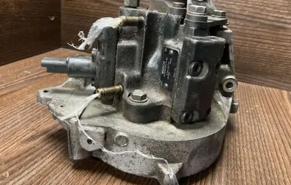 Citroen Berlingo Fuel injection high pressure pump 0445010010 0445310047