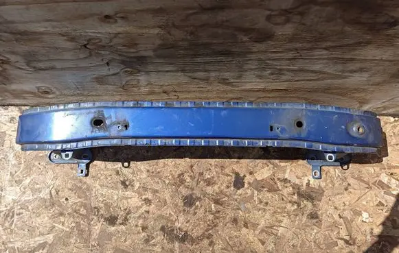 Volvo V50 Front bumper cross member