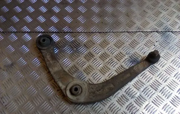 Peugeot 206 Front lower control arm/wishbone