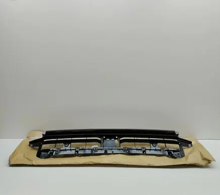 Audi Q3 F3 Front grill 83A807683A