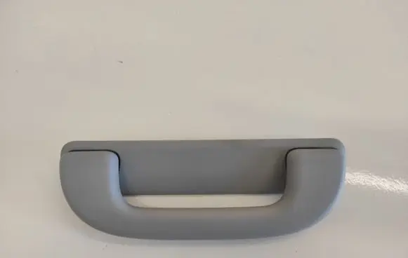 Mercedes-Benz Vito Viano W639 Front interior roof grab handle A6398150035 P0102479