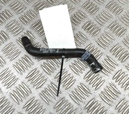 Coolant pipe/hose