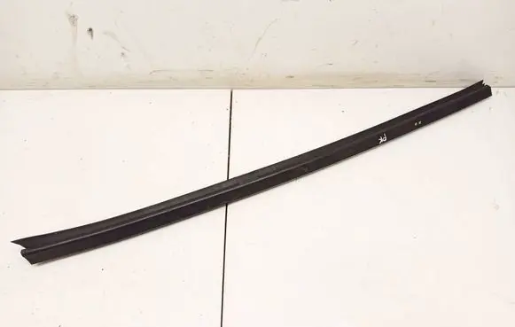 Ford Mondeo MK IV Rubber seal front coupe door 
