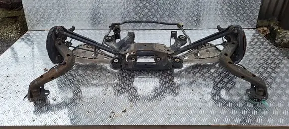 BMW 3 E46 Rear axle beam S18025188 1094890 1097289F