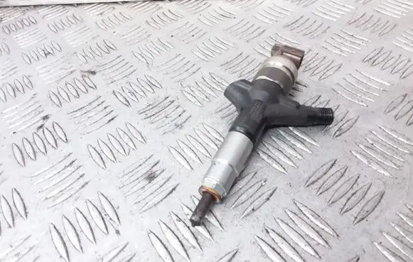 Subaru Legacy Fuel injector 16613AA020 06K03853