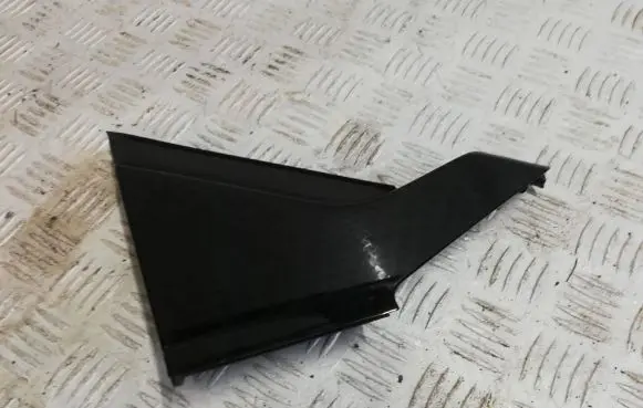 Fender end trim