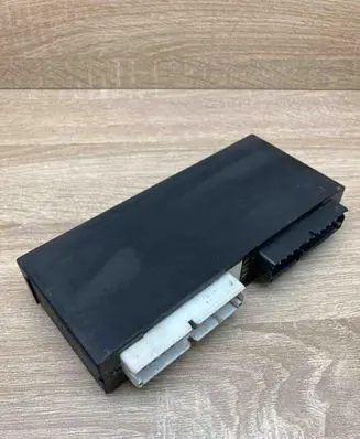 BMW 7 E32 Comfort/convenience module 1379741 604040501E