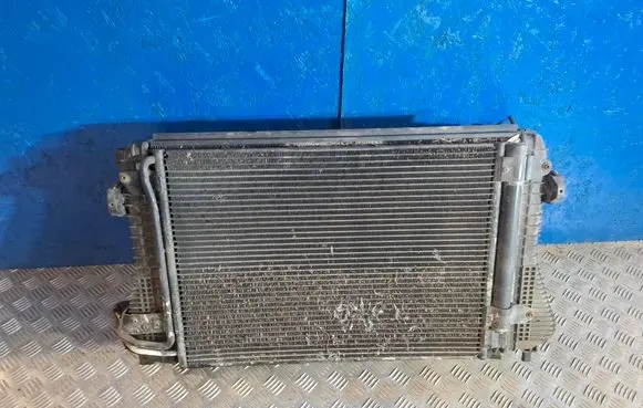 Volkswagen Golf V Radiator set 1K0121253AA 1K0121207T 1K0820411G