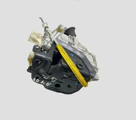 Audi A4 S4 B7 8E 8H Rear door lock