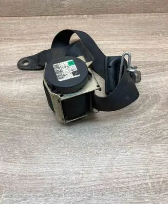 Ford Focus C-MAX Front seatbelt 601597400