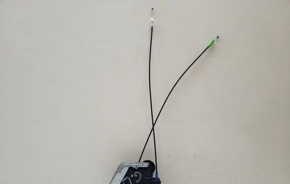 Toyota Auris 150 Rear door lock 6K0904