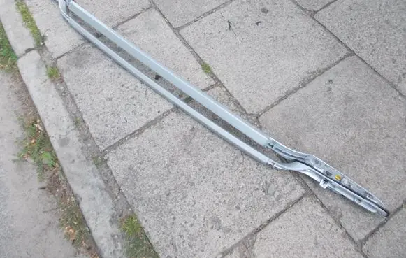 KIA Sorento Roof bar rail