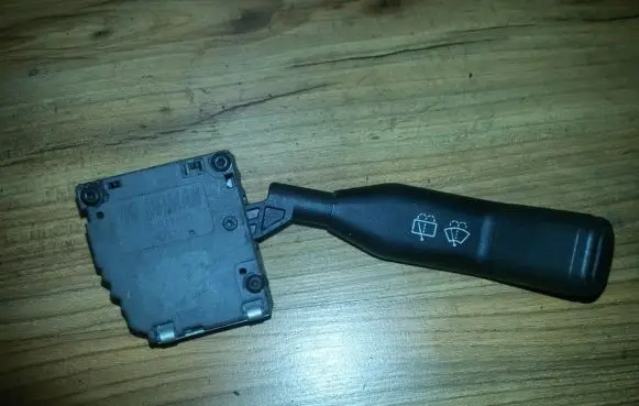 Renault 19 Wiper control stalk