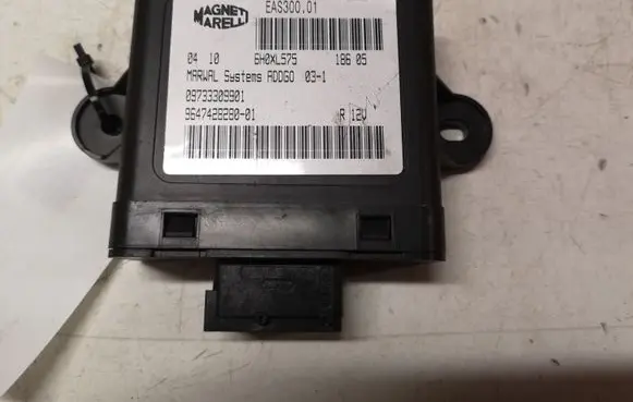 Citroen C4 I Fuel injection pump control unit/module 964742828001