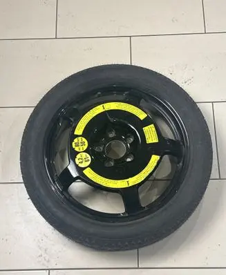 Mercedes-Benz CLS C218 X218 R18 spare wheel A2124013302