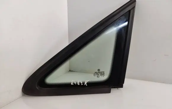 Volkswagen Caddy Front triangle window/glass 43R001057 E000184 DOT27M23100AS2