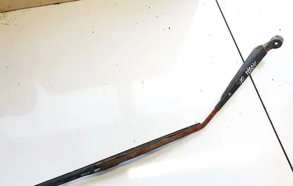 Mazda 626 Rear wiper blade arm